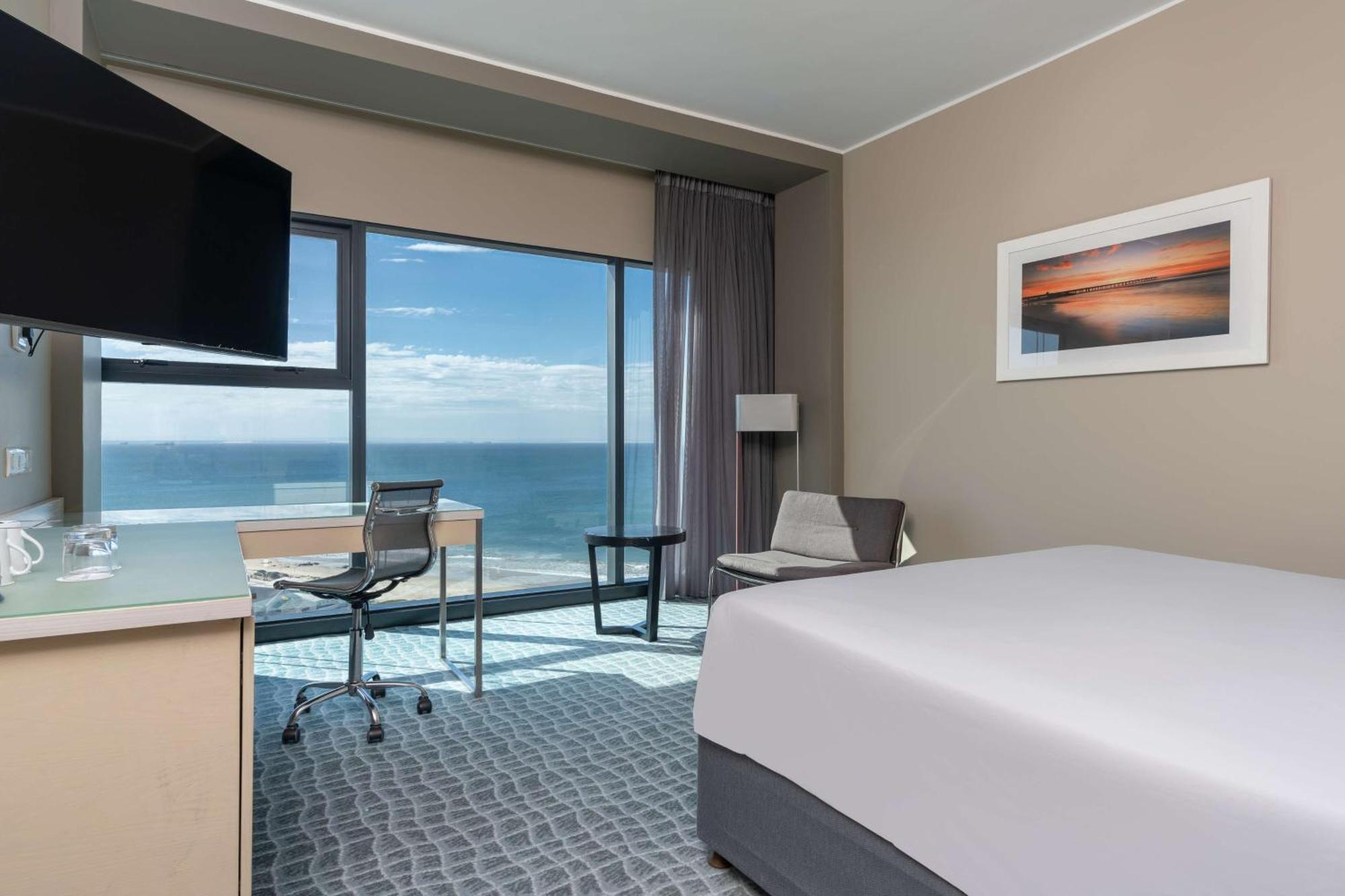 Radisson Blu Hotel, Πορτ Ελίζαμπεθ Εξωτερικό φωτογραφία A guest room at Hilton San Diego Bayfront