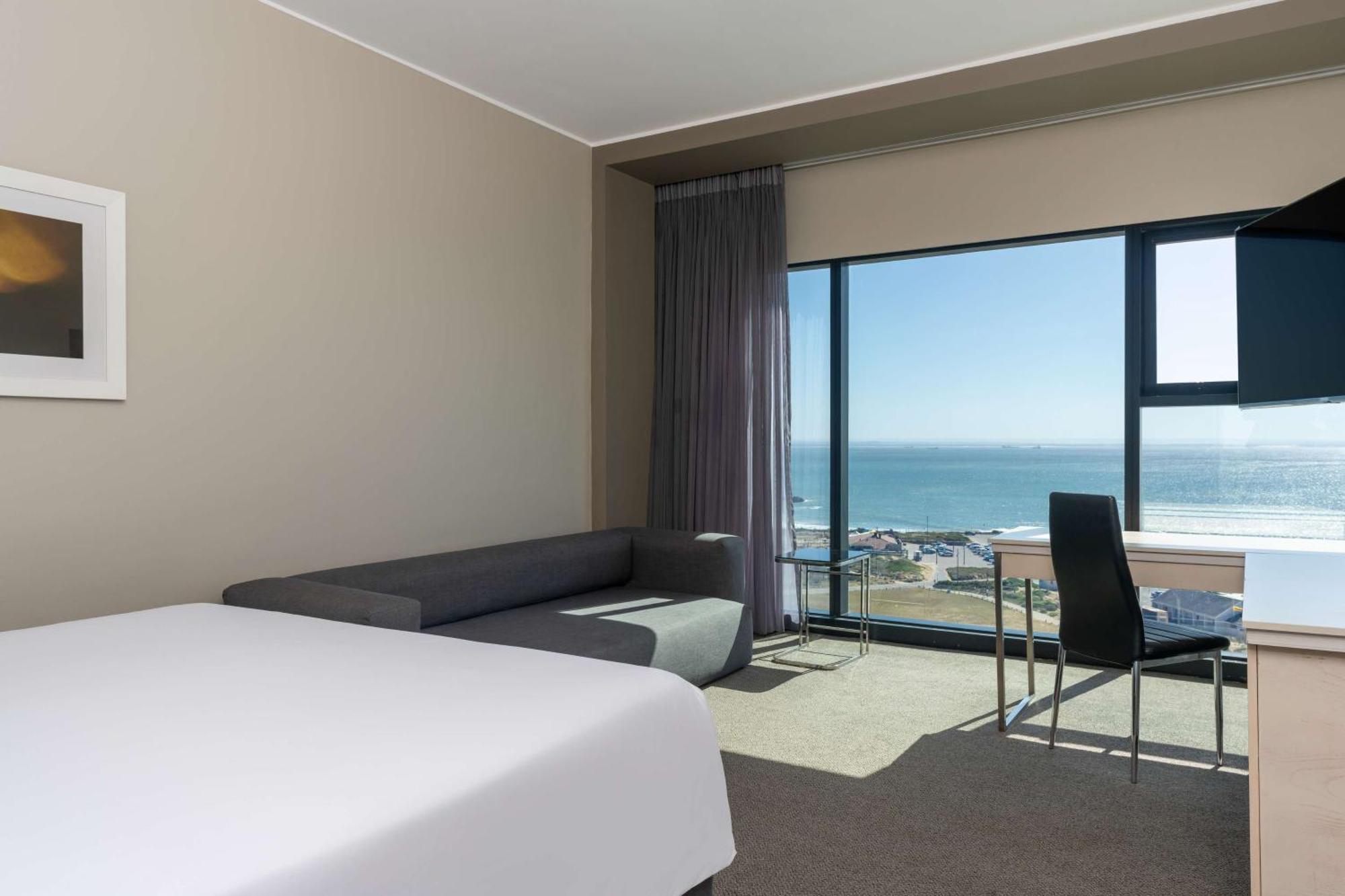 Radisson Blu Hotel, Πορτ Ελίζαμπεθ Εξωτερικό φωτογραφία A room at the hotel