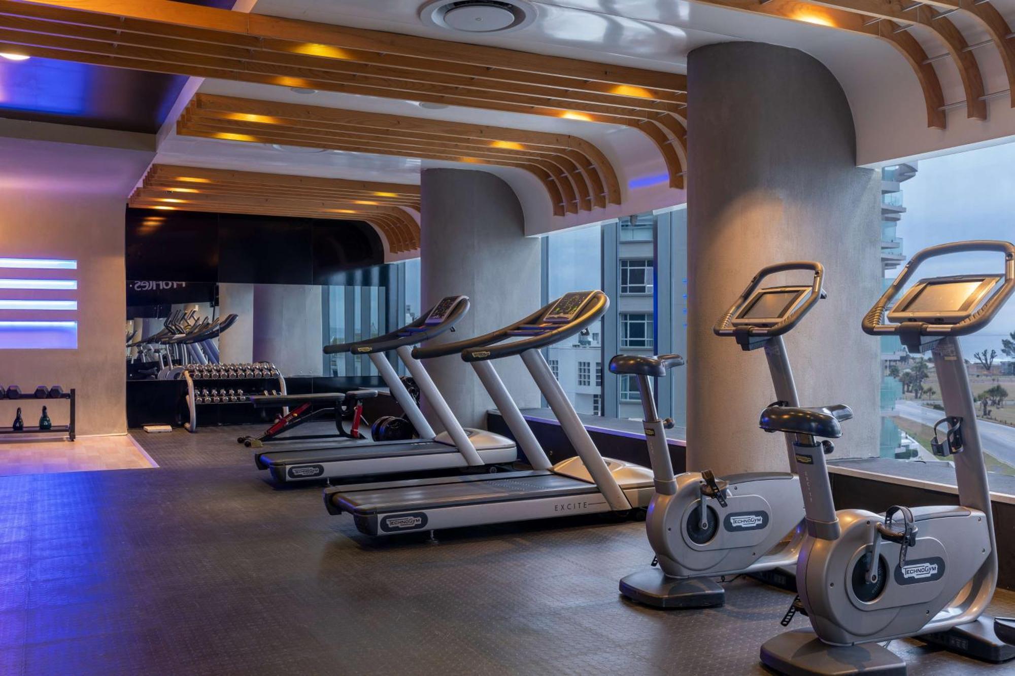 Radisson Blu Hotel, Πορτ Ελίζαμπεθ Εξωτερικό φωτογραφία The gym at the hotel