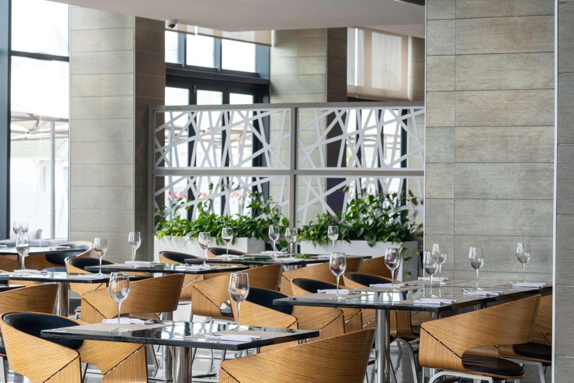 Radisson Blu Hotel, Πορτ Ελίζαμπεθ Εξωτερικό φωτογραφία Restaurant